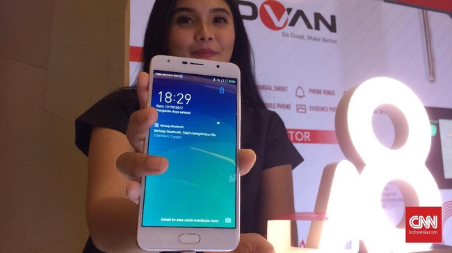 Merek ponsel pintar lokal yang dianggap kurang agresif kalah dibandingkan produsen China.
