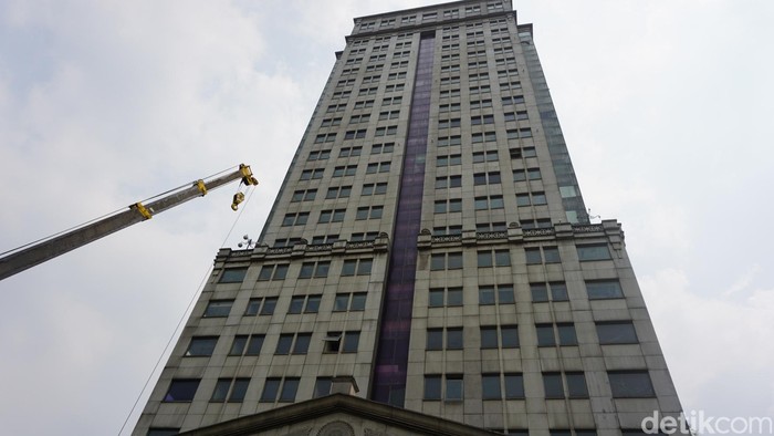 Menara Saidah 4 Fakta Menarik Menara Saidah, Kini Kosong dan Terkenal Angker!