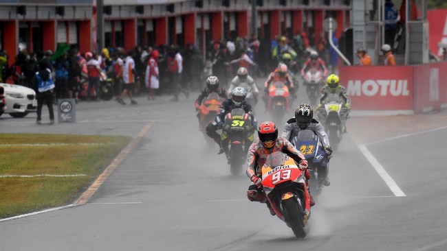 Kebakaran yang terjadi pada garasi tim Marc VDS di Sirkuit Motegi jelang MotoGP Jepang 2022 tidak menimbulkan korban jiwa, Kamis (22/9).