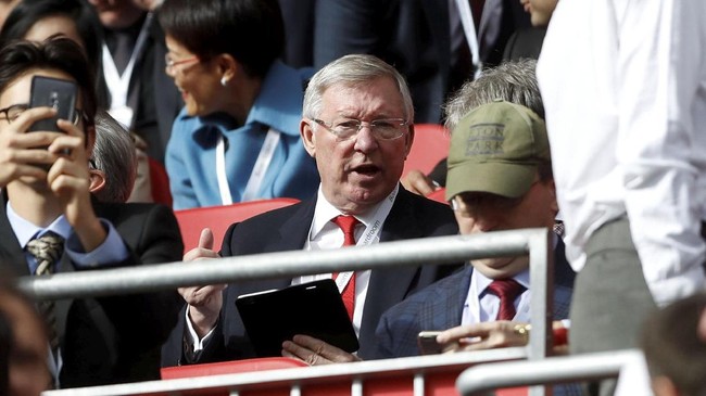 Direktur Eksekutif Manchester United disebut mengabaikan saran Sir Alex Ferguson mengenai sosok yang tepat untuk menghuni posisi direktur olahraga.