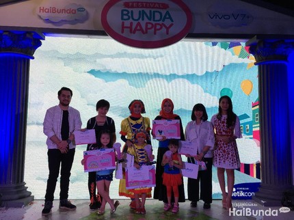 Manisnya Senyum Pemenang Lomba Fashion Show di Festival Bunda Happy