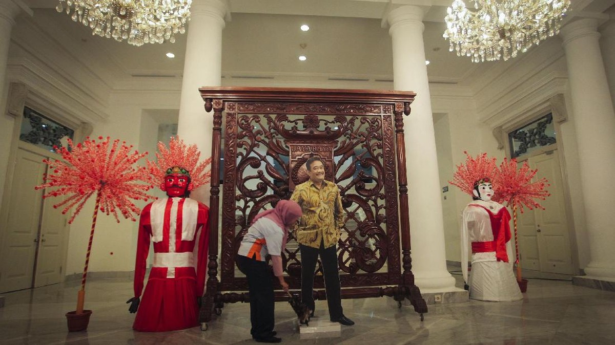 FOTO: Menghapus Jejak Djarot dari Balai Kota