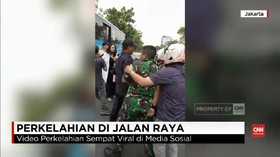 VIDEO: Pengemudi Mobil Minta Maaf Berkelahi dengan TNI