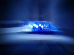 Unggul Jauh Lagi Dikejar Polisi, Pencuri Ini Sempat-sempatnya Isi Bensin Dulu