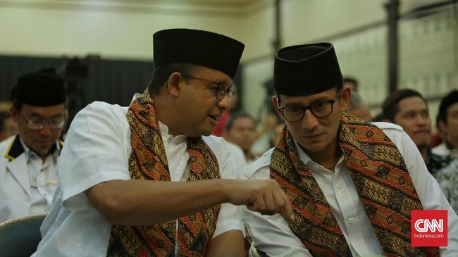 Anies: Tantangan Jakarta Banyak, Saatnya Mulai Bekerja Anies mengaku sejak kemarin dirinya bersama Sandi tak lagi menggunakan pendekatan program, tapi sudah mulai pada pendekatan pergerakkan.
