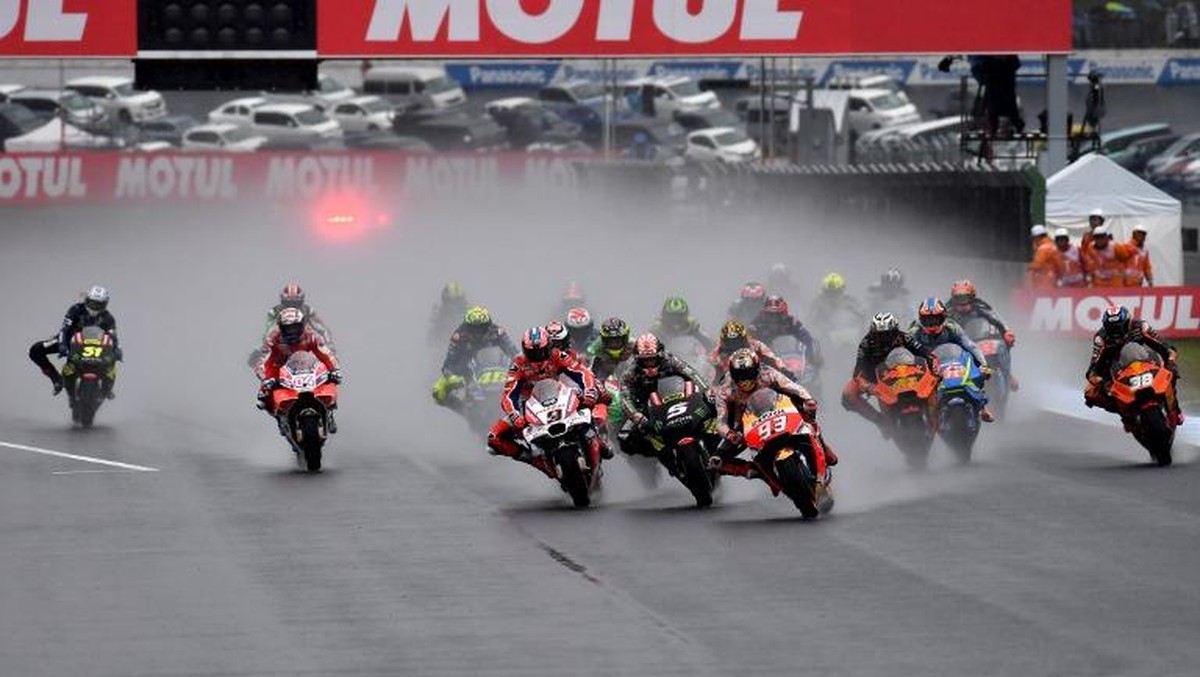 FOTO: Dovizioso Kalahkan Marquez di MotoGP Jepang