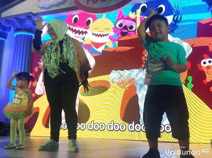 Let's Dance! Serunya Sekeluarga Kompak Joget 'Baby Shark'