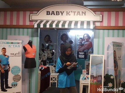 Ada Free Gift untuk Pembelian Gendongan Bayi di Festival Bunda Happy