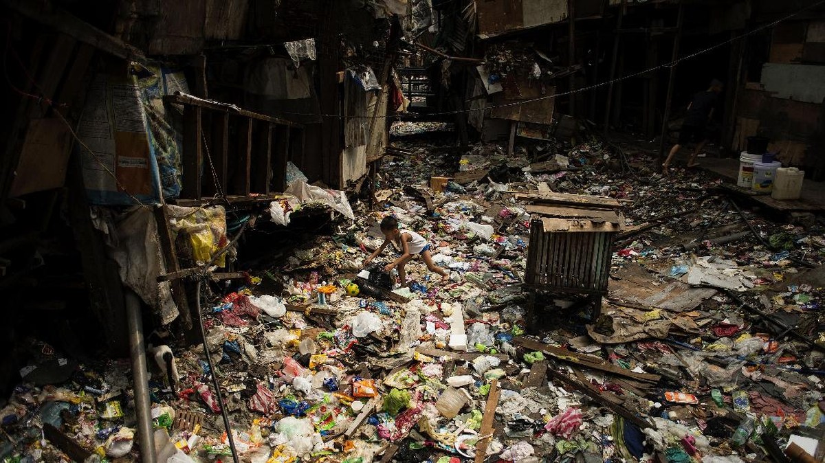 FOTO: Lautan Sampah Plastik Cemari Filipina