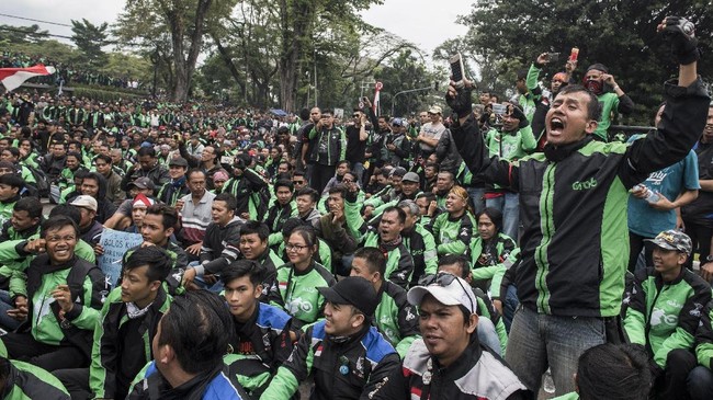 Kemenhub tidak peduli bakal dianggap sengaja melakukannya menjelang Presiden Jokowi ikut Pilpres 2019.