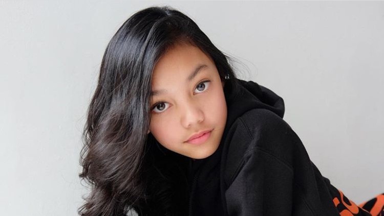 Tiap anak punya pemaknaan atas HUT kemerdekaan RI yang diperingati tiap 17 Agustus. Nah, bagi penyanyi cilik Naura, maknanya seperti apa?