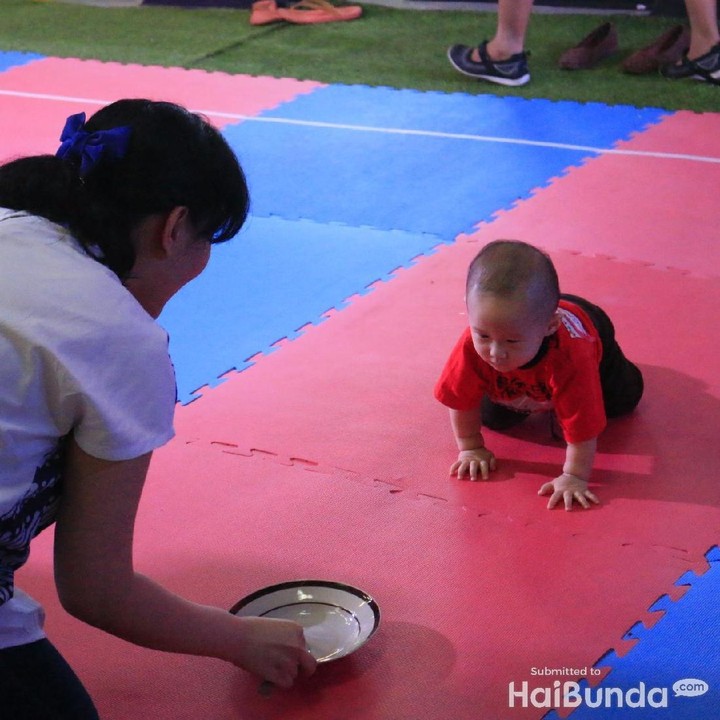 <p>Ada yang 'dipancing' dengan piring juga, lho.  </p>