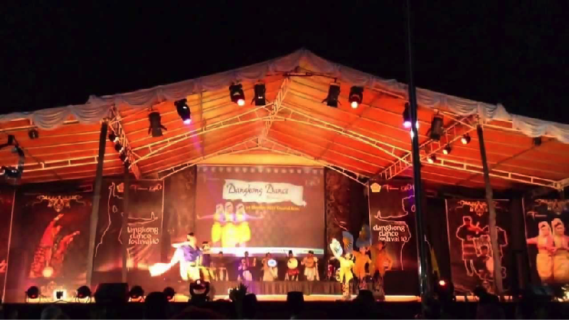 Tidak hanya Batam dan Bintan yang tampil sebagai destinasi pariwisata andalan Kepulauan Riau.