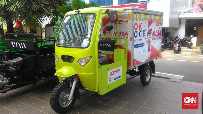 Nur Afni Sajim menilai pelatihan OKE OCE tak siap, karena perekrutan peserta yang notabene wirausahawan di tiap kecamatan oleh lurah tampak asal-asalan.
