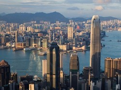 Laba Perusahaan Raksasa Hong Kong Melonjak 41%, Pandemi Mereda?