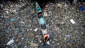 FOTO: Lautan Sampah Plastik Cemari Filipina