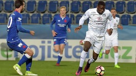 Francis Kone, Pesepakbola yang Selamatkan Empat Nyawa
