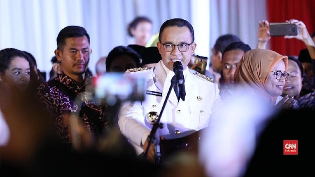Benteng Muda Indonesia akan melaporkan Gubernur DKI Anies Baswedan ke polisi terkait dugaan pidana dalam penggunaan kata 'pribumi' saat pidato perdananya.