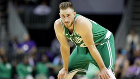 Pemain Boston Celtics Gordon Hayward Patah Kaki