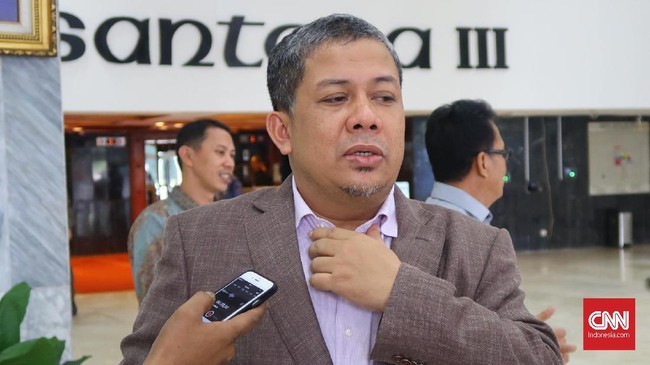 Fahri Hamzah menyebut KPK sebagai preman karena menetapkan kembali Setya Novanto sebagai tersangka usai memenangkan praperadilan.