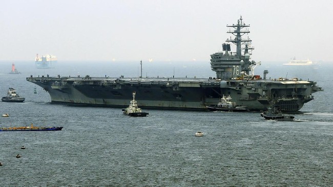 Angkatan Laut AS menuturkan salah satu armada kapal induknya, USS Reagan, telah memasuki Laut China Selatan untuk melakukan misi rutin.