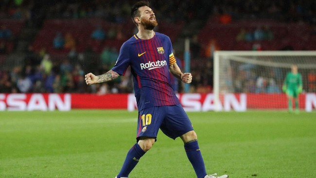 Lionel Messi menyebut kepergian Neymar dari Barcelona membuat Barcelona tampil lebih solid saat bertahan dan meredam serangan lawan.