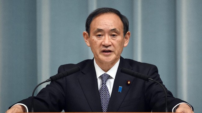 PM Yoshihide Suga dikabarkan akan mempertahankan sejumlah nama dalam kabinetnya, termasuk jabatan menlu dan menkeu.
