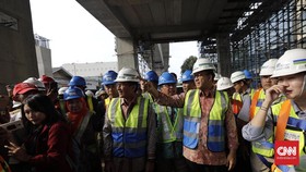Anies-Sandi Mulai Diuji Tangani Banjir di Jakarta
