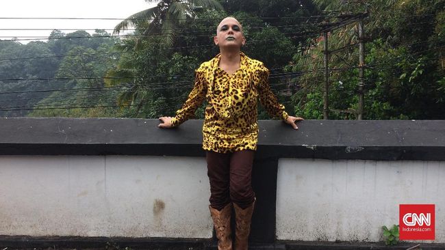 Ozy Syahputra menjadi salah satu artis yang ikut menggalang bantuan untuk korban banjir dan longsor di Sumatra.