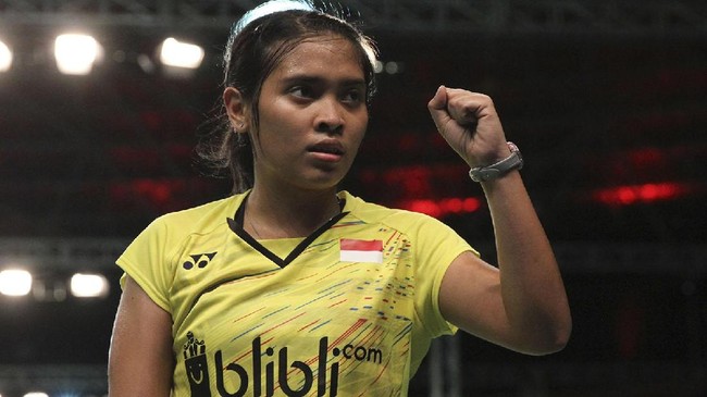 Gregoria Mariska berhasil lolos ke babak final Kejuaraan Dunia Junior 2017 setelah mengalahkan Cai Yanyan dengan skor 22-20, 13-21, 21-18.