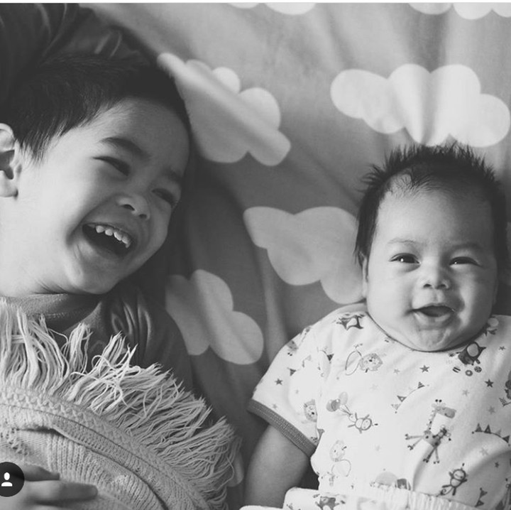 <p>Dalam doanya, Alyssa berharap Rendra dan Malik tumbuh menjadi pribadi dan iman yang kuat. (Foto: Instagram @ichasoebandono)</p>