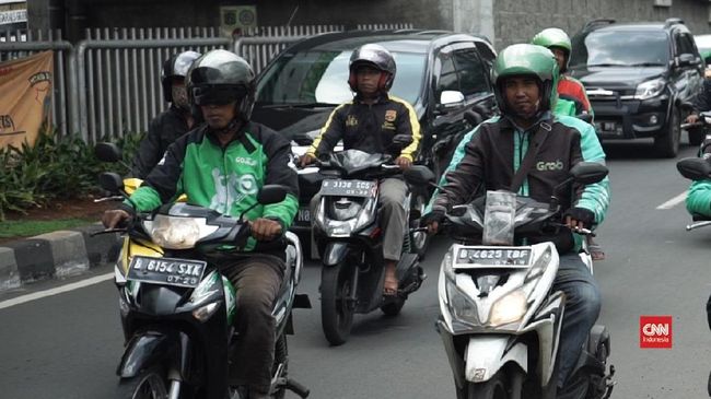 Pemerintah Harus Berani Blokir Transportasi Online