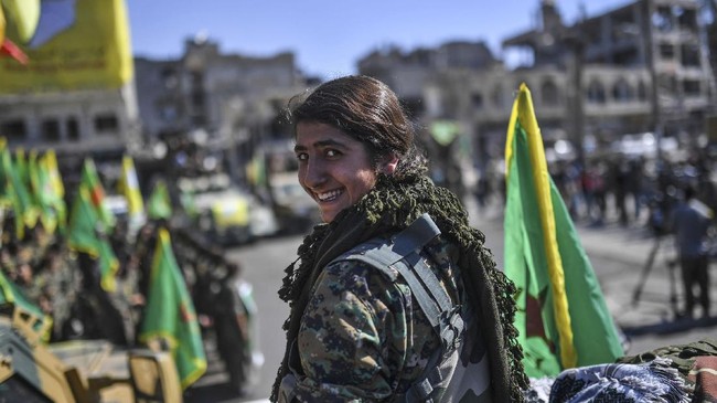 Raqqa berhasil dibebaskan dari ISIS awal pekan ini, setelah pertempuran selama empat bulan dengan militer Kurdi dengan bantuan koalisi Amerika Serikat.