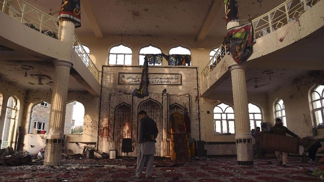 Ledakan bom terjadi lagi di Masjid syiah di Afghanistan. Insiden itu kini terjadi di Kota Kandahar, Afghanistan, pada Jumat (15/10).