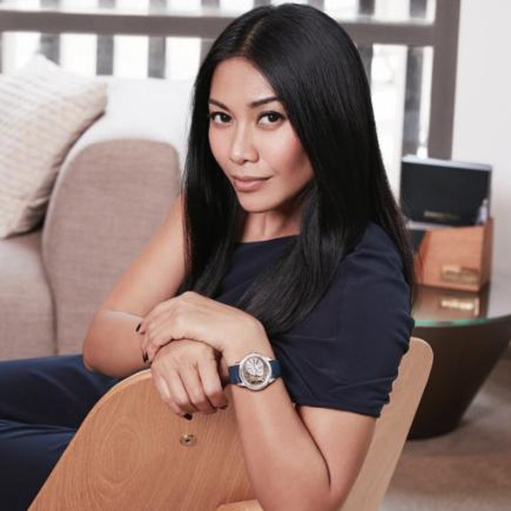 <p>Kalau melihat Anggun C Sasmi, 'mudanya' kayak nggak luntur nih. He-he-he. (Foto: Instagram/anggun_cipta)</p>