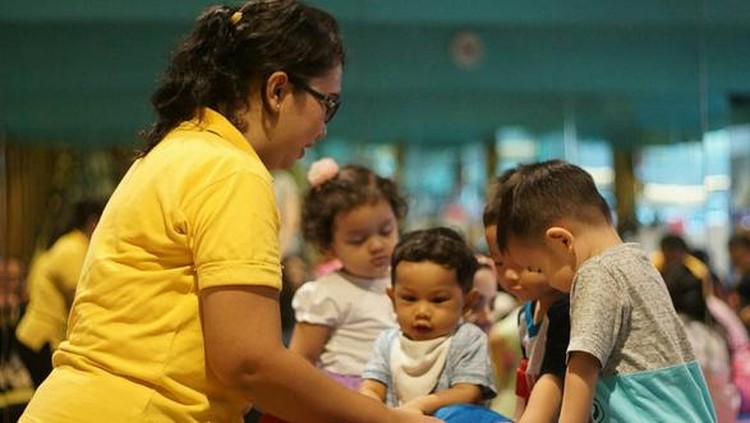 Walaupun masih belia, bukan berarti bayi-bayi nggak bisa diajak nge-jam atau nge-dance lho, Bun.