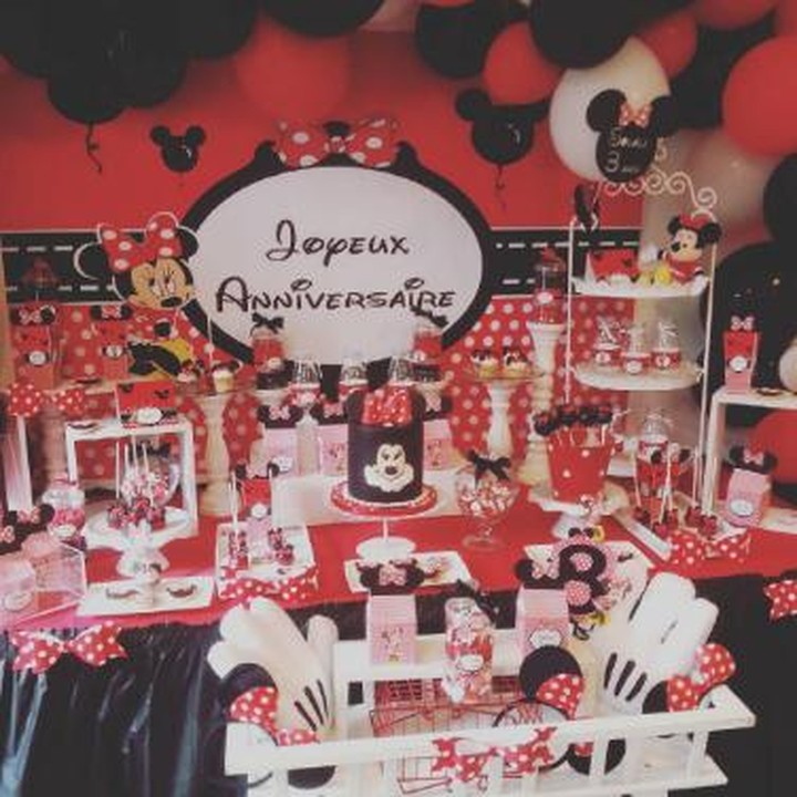 <p>Micky dan Minnie, tema yang menggemaskan juga buat buah hati Bunda. (Foto: Instagram/unemereunefilleaparis)</p>