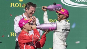 Terdepan di GP AS,Lewis Hamilton Dekati Gelar Juara Keempat
