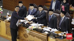 Pemerintah Garap Revisi UU Ormas Mulai Awal 2018