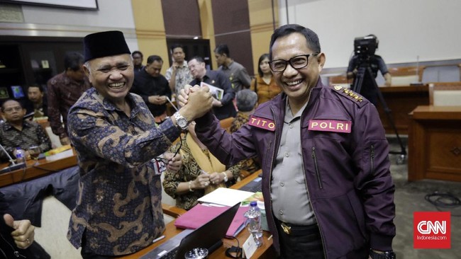 Kapolri meminta tak ada lagi tuduhan kriminalisasi kepada Polri setelah ditolaknya usulan penundaan proses hukum saat pilkada.