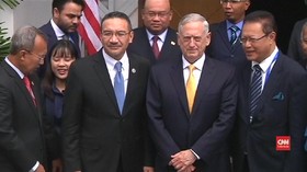 VIDEO: Menhan AS Puji Pertarungan Duterte di Marawi