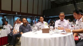 VIDEO: Ngopi Bareng Anies-Sandi