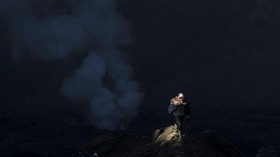 FOTO: Keindahan Bromo yang Melegenda