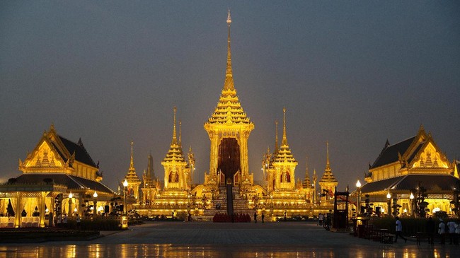 Mahkamah Konstitusi Thailand membubarkan Partai Thai Raksa Chart yang mengusung Putri Ubolratana Rajakanya Sirivadhana Barnavadi sebagai calon perdana menteri.