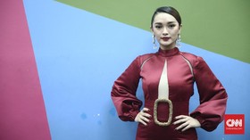 Zaskia Gotik Hamil Anak Kedua