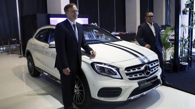 Mercedes-Benz meluncurkan lima SUV premium untuk menambah daftar portofolio kendaraan di Indonesia.