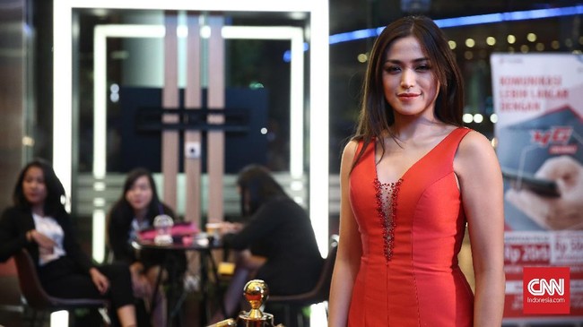Polda Metro Jaya menyatakan STNK dua mobil yang jadi objek sengketa penggelapan dengan korban Jessica Iskandar sudah tidak berlaku dan tidak bisa diperpanjang.