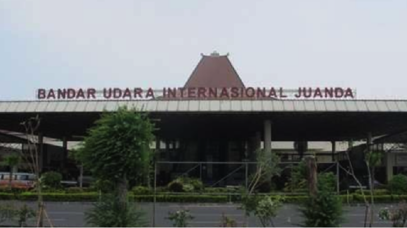 Malaysia Airlines Bhd (MAB) membuka penerbangan langsung Kuala Lumpur-Surabaya pada 29 Oktober 2017 di Bandara Juanda, Surabaya. 