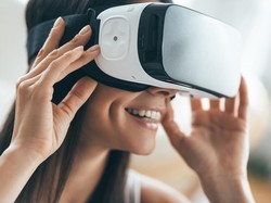 New Normal Adalah Saatnya VR, Pendiri HTC Luncurkan XRSpace