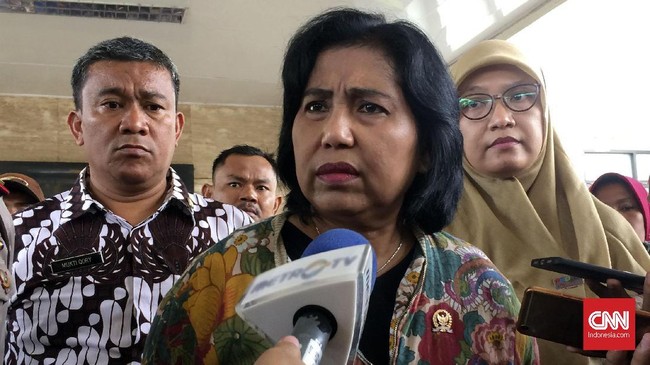 TKN Jokowi meminta masyarakat belajar dari janji-janji kubu Prabowo semasa Pilkada DKI Jakarta 2017.